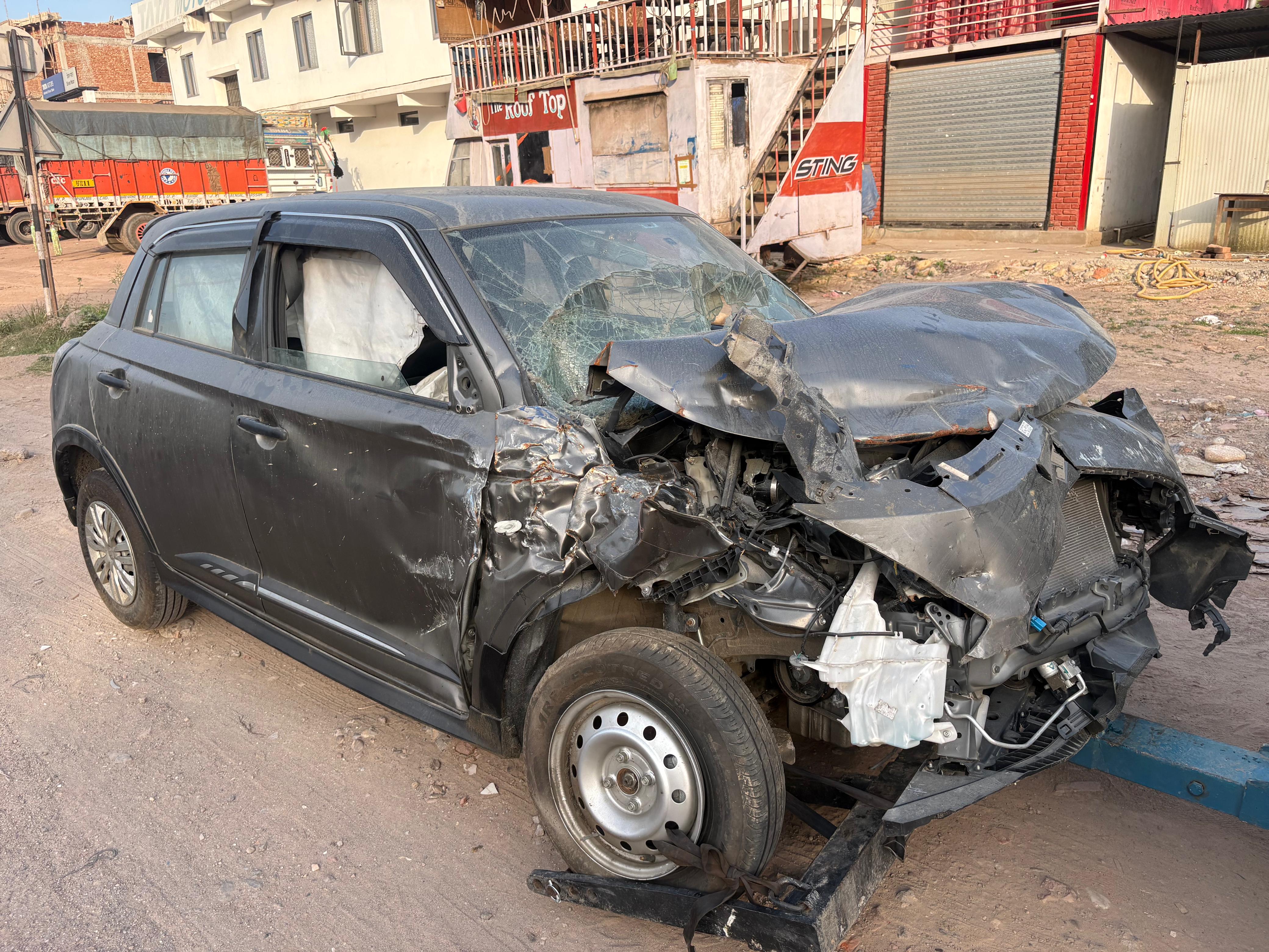 Maruti swift lxi